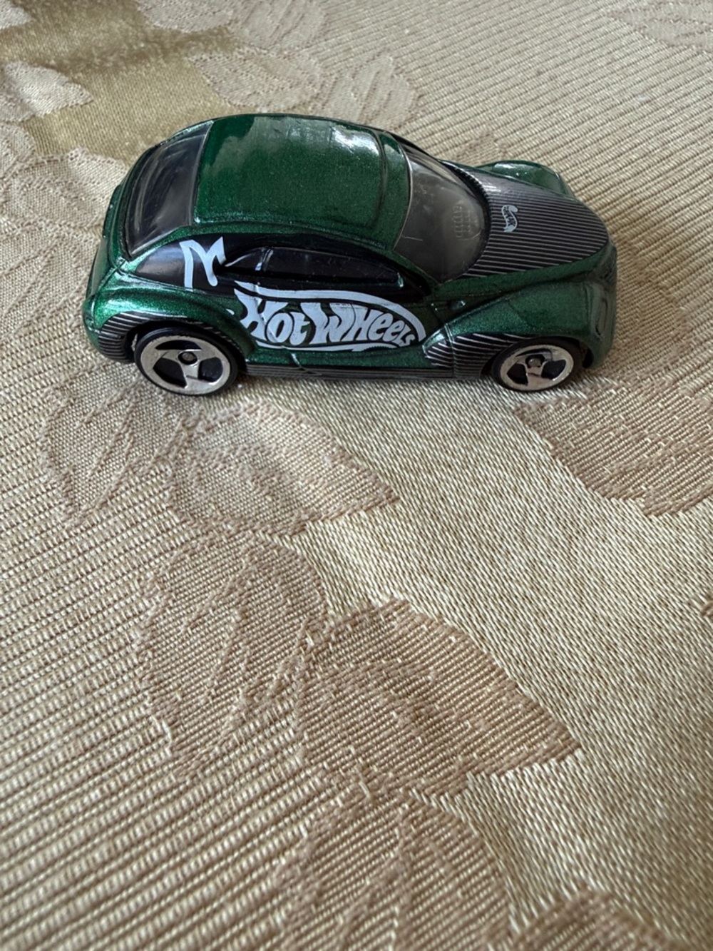 Hot Wheels Metallic Green Chrysler Pronto Toy Car or collectible